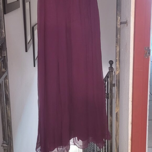 Beautiful Formal Dress - Picture 5 of 5